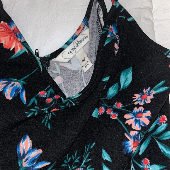 Speechless floral print size Med spaghetti strap mini dress like new condition - Picture 2 of 3